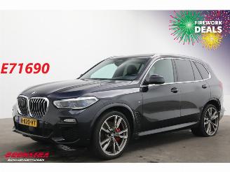 Schadeauto BMW X5 xDrive40d M-Sport Pano LED ACC HUD Memory LRHZ AHK 2021/1