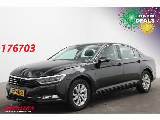 Schadeauto Volkswagen Passat 1.4 TSI DSG Comfortline LED ACC Navi Clima PDC 151.000 km! 2018/6