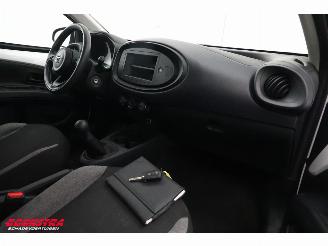 Toyota Aygo 1.0 VVT-i MT ACC picture 14