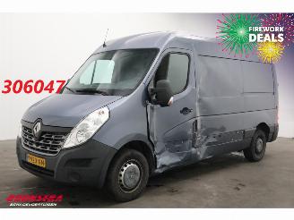 skadebil bedrijf Renault Master 2.3 dCi L2-H2 Navi Airco Cruise Camera PDC 130.732 km! 2018/4