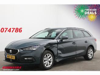 Schadeauto Seat Leon Sportstourer 1.5 eTSI Style Aut. LED ACC Navi Clima Camera 16.633 km! 2025/3