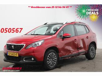 skadebil auto Peugeot 2008 1.2 PureTech Active Pano Navi Airco Cruise PDC 77.152 km! 2018/5