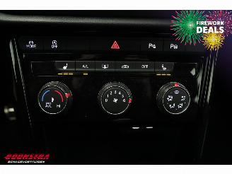 Volkswagen T-Roc 1.0 TSI R-Line LED ACC Airco LRHZ SHZ 17.647 km! picture 23