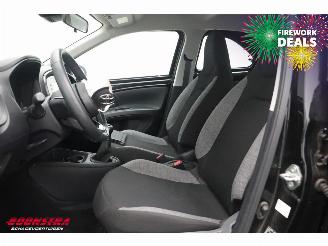 Toyota Aygo 1.0 VVT-i MT Play ACC Bluetooth Airco Camera picture 20