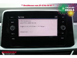 Volkswagen T-Roc 1.0 TSI Goal LED ACC Virtual Clima Camera LRHZ 485 km!! picture 27