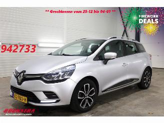 Unfallwagen Renault Clio Estate 1.5 dCi Ecoleader Zen Navi Airco Cruise 166.321 km! 2019/1