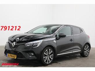 skadebil auto Renault Clio 1.3 TCe Initiale Paris LED 360° Leder Navi Clima SHZ PDC 2019/8