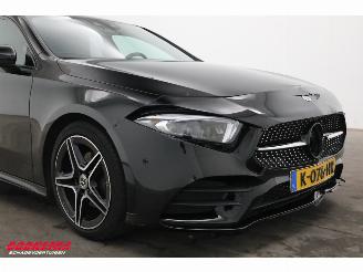 Mercedes A-klasse 180 7G-Tronic AMG Pano LED Memory Camera SHZ PDC 44.549 km! picture 5