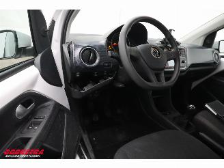 Volkswagen Up! 1.0 5-DRS Airco Bluetooth 44.922 km! picture 21