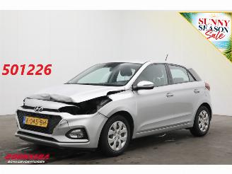 Schadeauto Hyundai I-20 1.0 T-GDI Comfort Cruise SHZ LrHZ Airco Camera PDC Bluetooth 2018/12