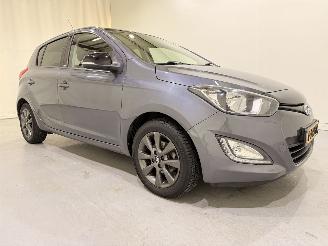 Schadeauto Hyundai I-20 HB 1.2i Busines Edition GO 2014/6