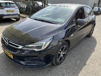 schade Opel Astra 1.0 Turbo S/S Online Edition  5 Drs  ( 78641 Km )