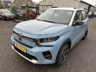 Schadeauto Citroën  E-C3 Plus Comfort Range   44kWh  Automaat   ( 3647 Km ) 2025/8