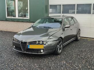 skadebil auto Alfa Romeo 159 1.9 JTS Distinctive 2006/7