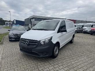 uszkodzony samochody osobowe Mercedes Vito 111 CDI 84 KW LANG AIRCO/KLIMA TEMPOMAAT 2017/5