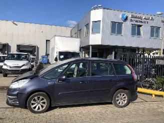 damaged Citroën Grand c4 picasso 1.6vti 108000 km 7 persoons