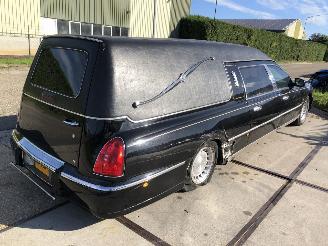 Lincoln Town Car 4.6i V8 164kW picture 4