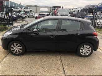  Peugeot 208 1.2i 60kW E6 Airco, Navi 2016/6