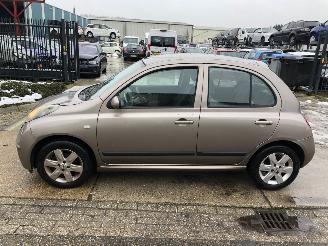 Schadeauto Nissan Micra 1.2i 5 drs Airco 121 dkm 2006/4