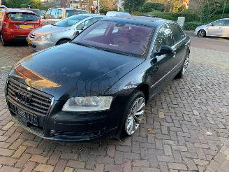 Audi A8 4.2 TDI picture 2