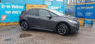 Coche accidentado Volkswagen ID.3 VOLKSWAGEN ID.3 BUSINESS 58 KWH 2020/12