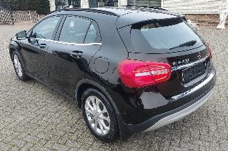 Mercedes GLA Mercedes-Benz GLA 200 leder navi amg line topstaat ! picture 3