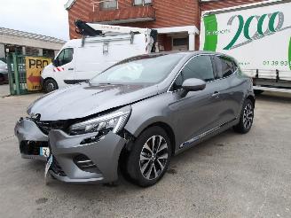  Renault Clio  2023/8