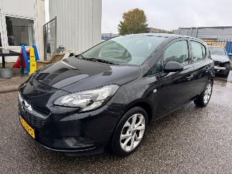 Vaurioauto  passenger cars Opel Corsa-E 1.4 Edition 2016/5