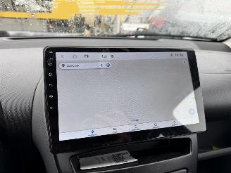 Peugeot 107 1.0-12V XR 50KW Airco Navi 5-Drs NAP picture 9