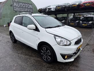 Schadeauto Mitsubishi Space-star 1.2 59KW Airco Navi Connect Pro 5-Drs 2018/11