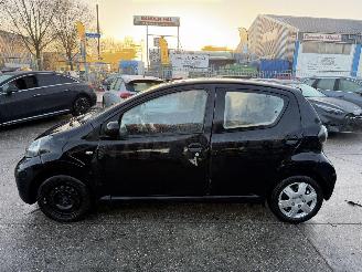 Toyota Aygo 1.0-12V 50KW Airco 5-Drs Now NAP picture 14