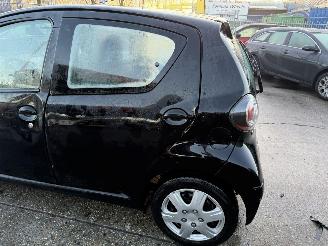 Toyota Aygo 1.0-12V 50KW Airco 5-Drs Now NAP picture 12