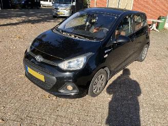 Schadeauto Hyundai I-10  2015/7