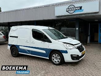 danneggiata veicoli commerciali Peugeot Partner 120 1.6 BlueHDi Premium Navigatie Cruise PDC Airco Schuifdeur 2018/11