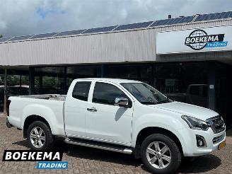 danneggiata veicoli commerciali Isuzu D-Max 1.9 Extended Cab X-Country Automaat 4X4 3500KG Trekgewicht 2019/2
