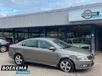 uszkodzony samochody osobowe Volkswagen Passat 1.4 TSI Comfortline Navi Climate Cruise PDC 2011/7