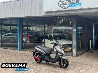 Unfall Kfz Roller Peugeot  Kisbee RS 4T 45KM 2018/8