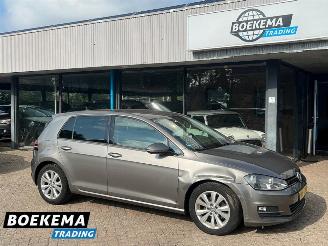 Coche accidentado Volkswagen Golf 1.0 TSI Connected Navi Climate Cruise 2017/3