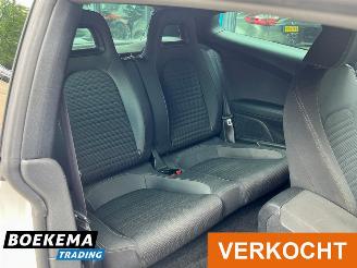 Volkswagen Scirocco 1.4 TSI 160PK Xenon Climate Cruise Stoelverw. picture 16