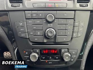 Opel Insignia 2.0 T Sport 4x4 250PK Aut Navi Climate Stoelver. picture 22