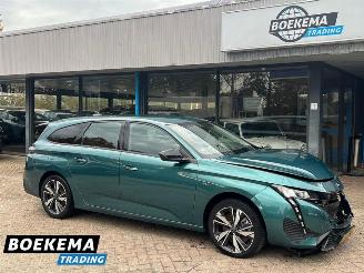 damaged passenger cars Peugeot 308 SW 1.6 Plug-in Hybrid 180 Navi Cruise Climate Trekh. PDC 2023/11