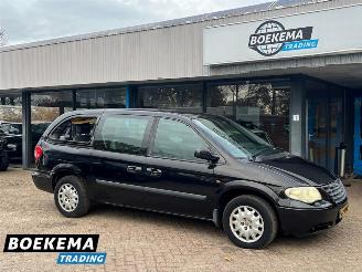 skadebil auto Chrysler Grand-voyager 2.4i SE Luxe 7-Pers Aut Climate Cruise Trekh. 2005/2