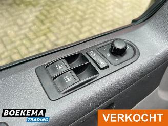 Volkswagen Transporter 2.5 TDI 340 DC 5-Pers 174PK DSG Leer Navi Airco Cruise PDC Trekh. picture 23