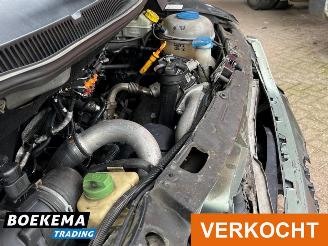 Volkswagen Transporter 2.5 TDI 340 DC 5-Pers 174PK DSG Leer Navi Airco Cruise PDC Trekh. picture 13