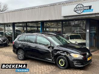 skadebil auto Volkswagen Golf Variant 1.6 TDI Comfort DSGPanorama ACC Cruise PDC 2017/1