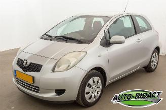 Schadeauto Toyota Yaris 1.0 VVTi + Airco 2007/5
