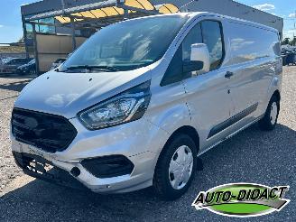 skadebil bedrijf Ford Transit Custom 2.0 Automaat Clima MOTOR LOOPT 2020/6