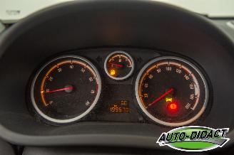 Opel Corsa 1.4-16V Cosmo picture 5