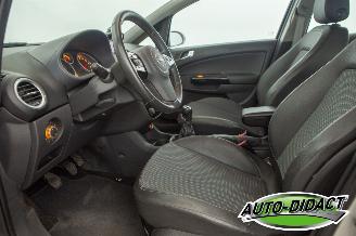 Opel Corsa 1.4-16V Cosmo picture 23