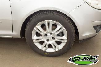 Opel Corsa 1.4-16V Cosmo picture 31